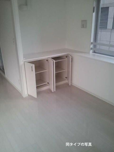 コンフォリア上野広小路の収納