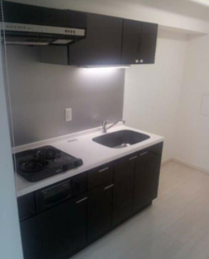 コンフォリア上野広小路のキッチン