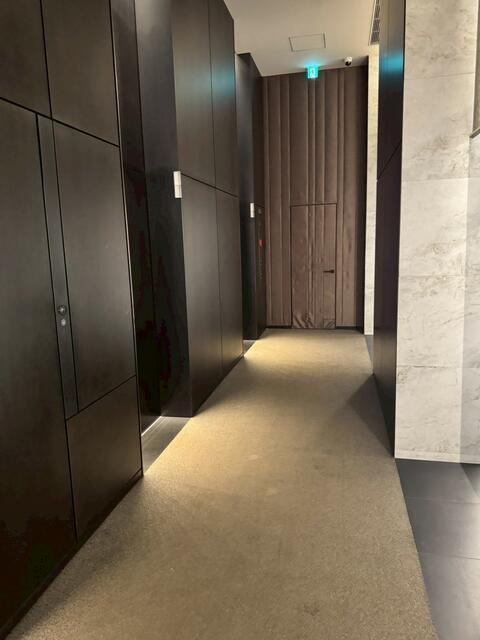 港区西麻布４丁目の賃貸マンションのロビー| 