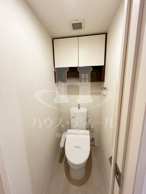 【トイレ】 | イニシア川口西青木 | 落ち着いた色調のトイレです