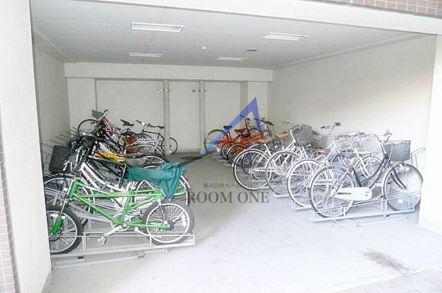 ステージグランデ南麻布のその他共用部分|駐輪場です