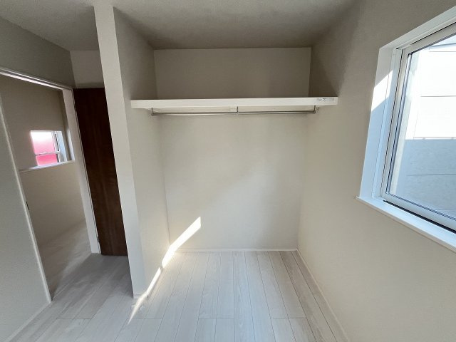 【収納】 | 福岡市第1西区小戸3丁目　3号棟（全3棟）【仲介手数料無料・0円】 | 施工例。施工例は完成時と異なる場合があります。
