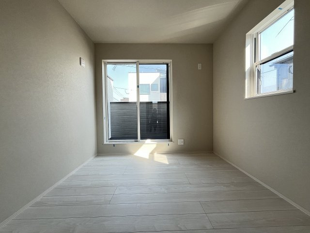 【子供部屋】 | 福岡市第1西区小戸3丁目　3号棟（全3棟）【仲介手数料無料・0円】 | 施工例。施工例は完成時と異なる場合があります。