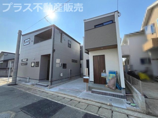 【外観】 | 現地写真。プラス不動産販売なら、現場の全ての棟をまとめてご見学頂けます。