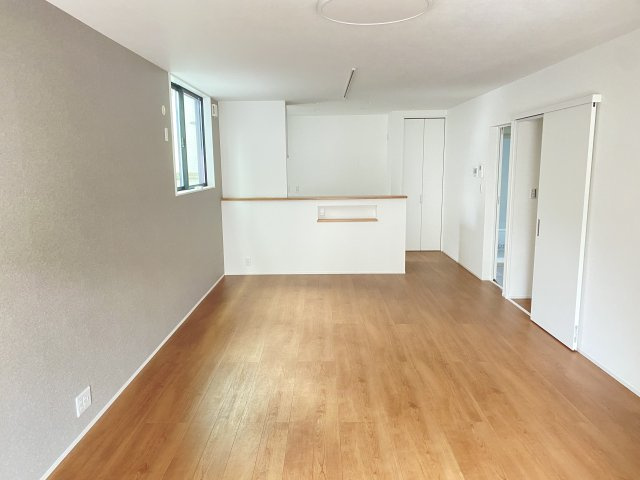 【居間・リビング】の画像