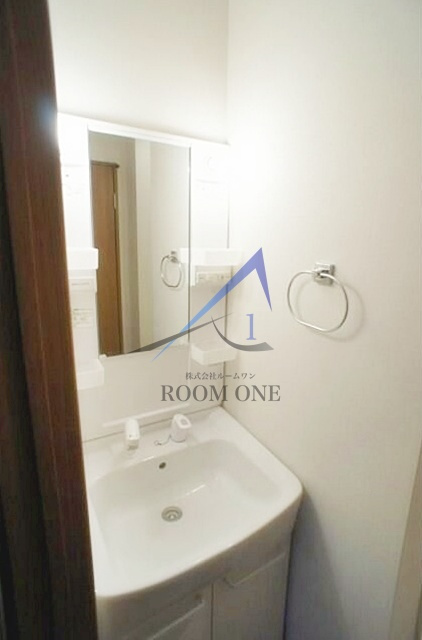 アパートメント両国緑の洗面所|洗面台です。