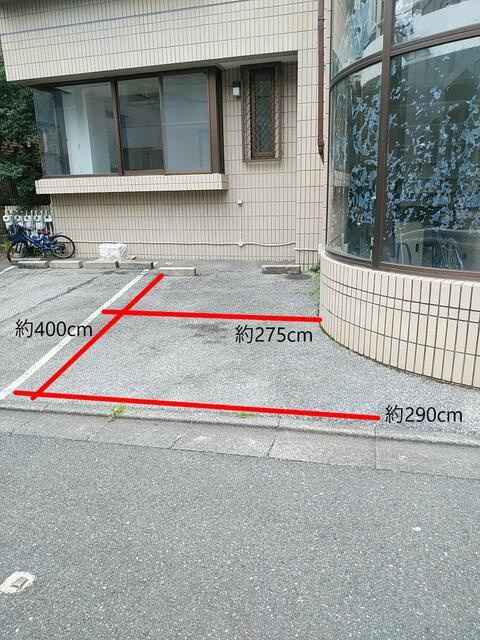 港区西麻布４丁目の賃貸マンションの駐車場|区画３ 