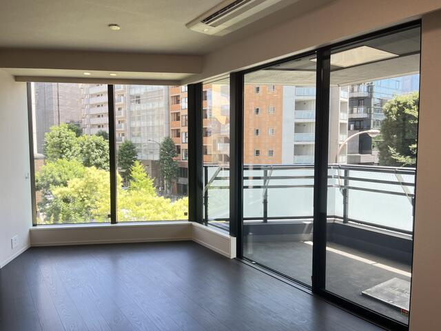 港区西麻布４丁目の賃貸マンションのロビー| 