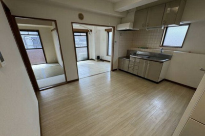 【居間・リビング】 | TNビル | おしゃれな居間です