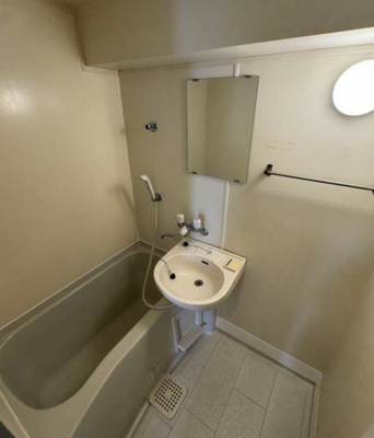 【浴室】 | TNビル | 落ち着いた空間のお風呂です