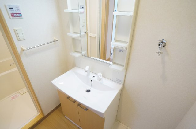 ワンライフ大和の洗面所