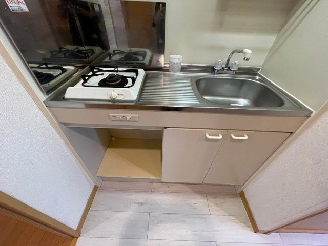 中野区松が丘１丁目の賃貸マンションのキッチン