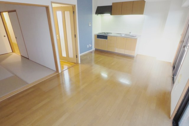 両祖ビルの居間・リビング