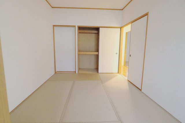 両祖ビルの収納