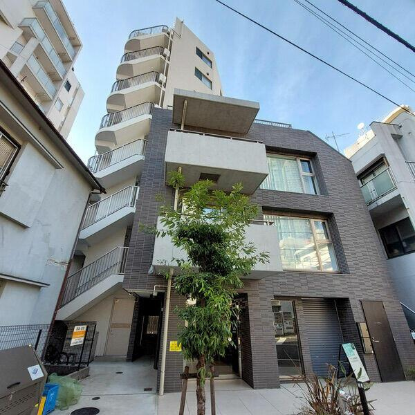 港区西麻布１丁目の賃貸マンションの外観| 