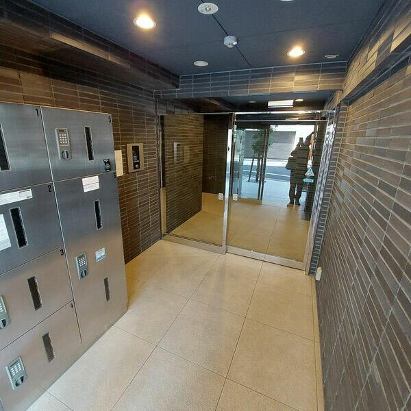 港区西麻布１丁目の賃貸マンションのロビー| 