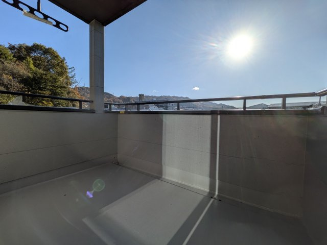 【バルコニー】