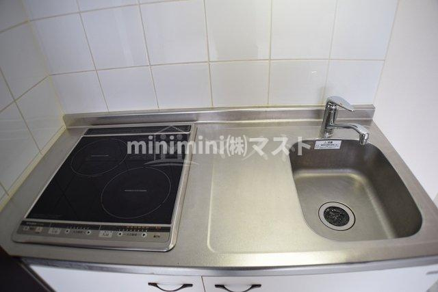 トゥリオーニEBISUのキッチン