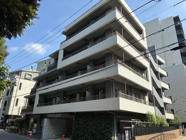 港区西麻布２丁目の賃貸マンションの外観| 