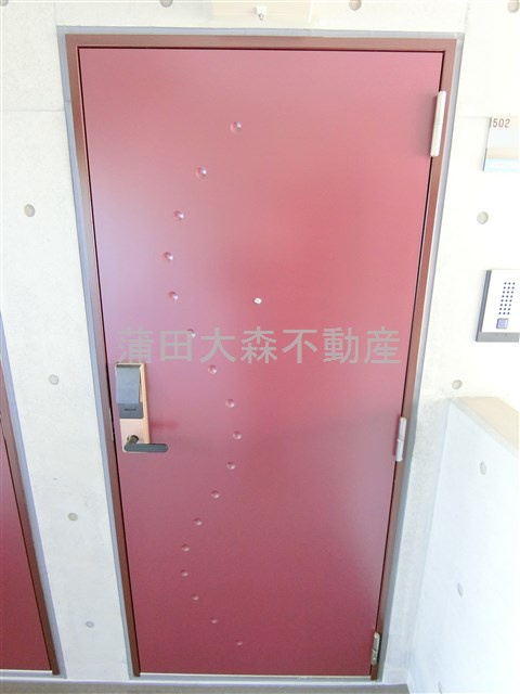 MAXIVbasic大鳥居マキシヴベーシックの玄関