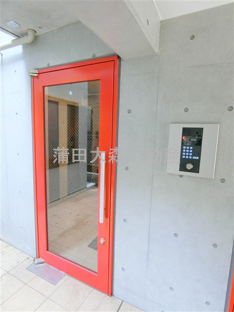 MAXIVbasic大鳥居マキシヴベーシックのエントランス|TVモニター付オートロック宅配BOXメールBOX