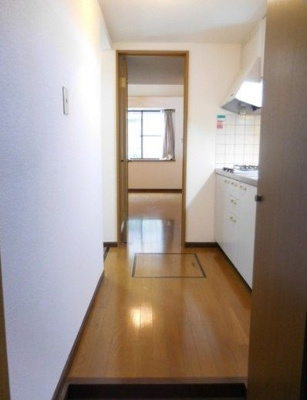 【玄関】 | テンポイントハウス | 収納もある玄関です