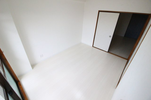 【洋室】 | パレーシャル21