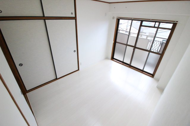 【洋室】 | パレーシャル21