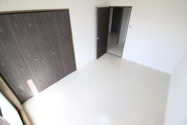 【洋室】 | パレーシャル21