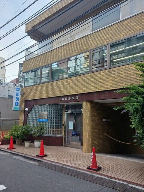 港区西麻布２丁目のアパートのエントランス|病院まで114m 