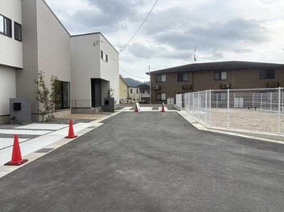 【前面道路含む現地写真】 | 東広島市西条町御薗宇No.10