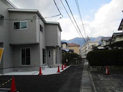 【前面道路含む現地写真】 | 広島市佐伯区千同１丁目No.4