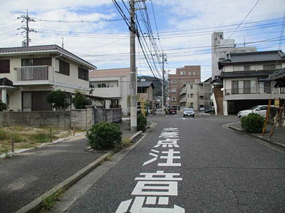 【前面道路含む現地写真】 | 広島市西区草津新町１丁目