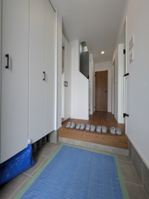 【玄関】 | 安芸郡府中町八幡３丁目No.2