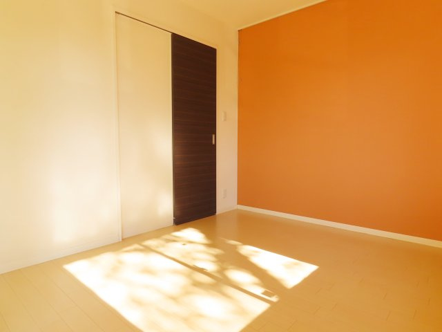 リーベンハイムⅡのその他|南側洋室5.5帖