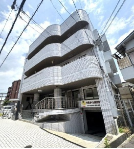 ＳＡＫＵＲＡビルの外観