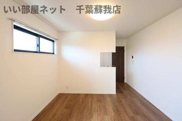 パルブニール浜野の居間・リビング|使いやすい居間です