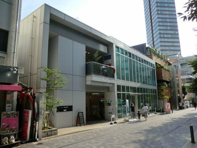 港区西麻布１丁目の賃貸マンションの周辺|セブンイレブン六本木…まで550m 