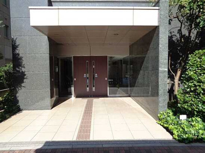 【エントランス】 | サーパスシティ呉駅前