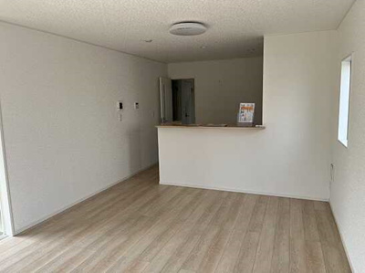 【居間・リビング】 | 東広島市西条町寺家字宮脇No.3