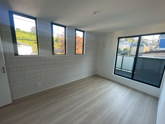 横浜市南区中里4丁目 新築戸建て【仲介手数料無料】カースペース2台