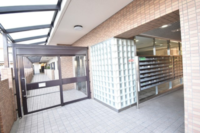 【その他共用部分】 | グランドシティダイアパレス吹田パークコート5番館 | 現在ご返済中のカーローン・カードローン・教育ローンなどを住宅ローンに一本化したり、家具家電購入費用・引越し費用を住宅ローンと組み合わせるなど、お客さまにメリットの多い住宅ローンのご提案が可能です。