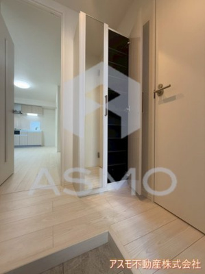 【玄関】 | ソレイユ大東町