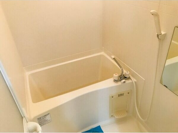 コーポすずなの浴室