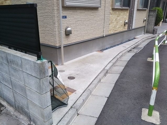 北区志茂３丁目のアパートのエントランス