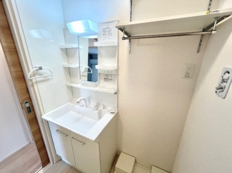 【洗面所】 | Faust