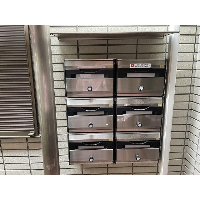 港区元麻布３丁目の賃貸マンションのその他共用部分|メールボックス 