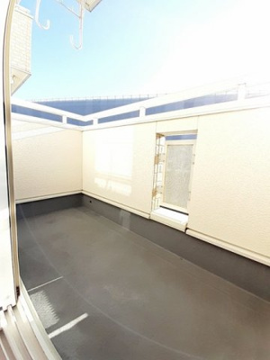 【バルコニー】 | ギャランＢ | お洗濯にも便利なバルコニー付き
