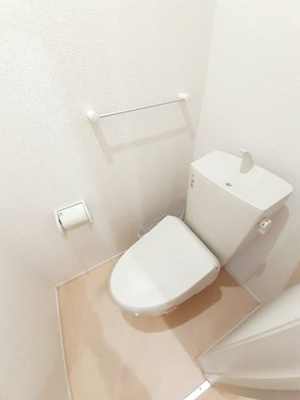 【トイレ】 | エルグラード泉 | 清潔感のあるトイレです