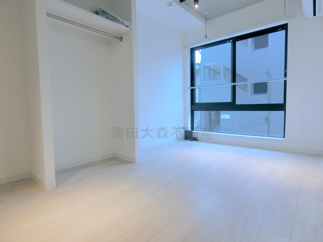 アーデン大森の居間・リビング|洋室7.8帖